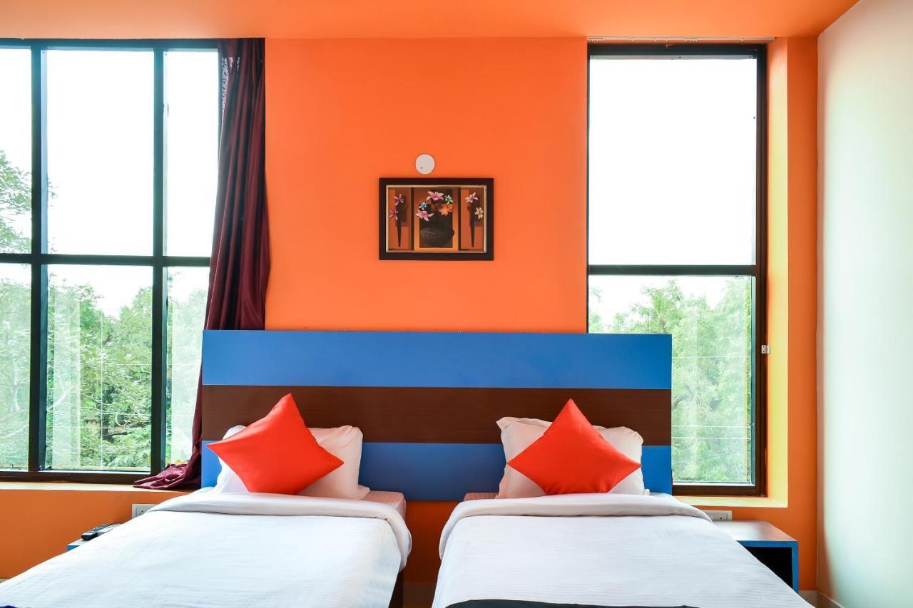 بوهفانيشفار Capital O 67249 Hotel Planet المظهر الخارجي الصورة